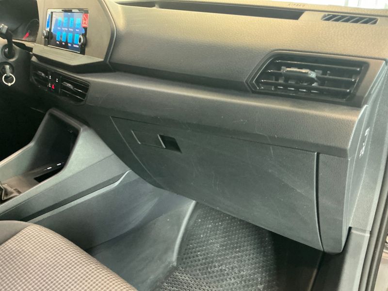 Volkswagen Caddy 2.0 TDI 2023 – снимка 24