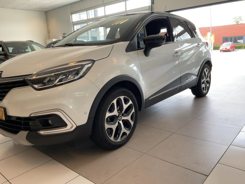 Renault Captur 0.9 TCe Limited 2019 – снимка 2