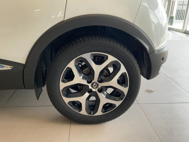 Renault Captur 0.9 TCe Limited 2019 – снимка 5