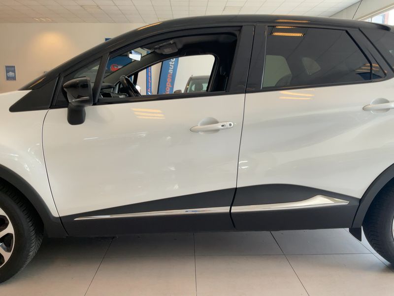 Renault Captur 0.9 TCe Limited 2019 – снимка 4