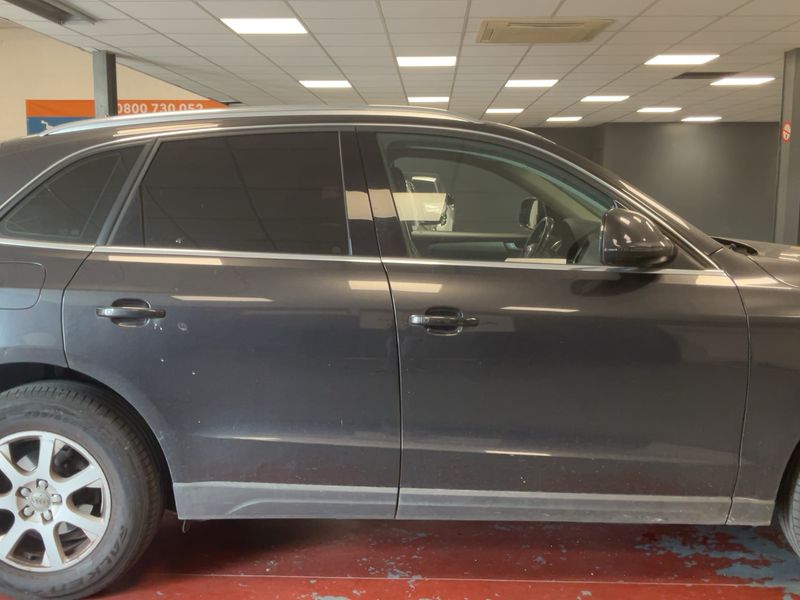 Audi Q5 2.0 TDI quattro 2012 – снимка 10