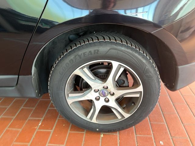 Volvo XC60 2.4 D5 Summum AWD 2011 – снимка 5