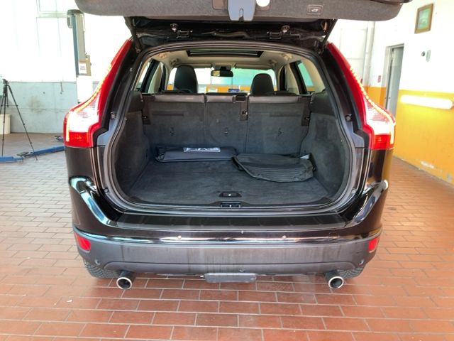 Volvo XC60 2.4 D5 Summum AWD 2011 – снимка 15