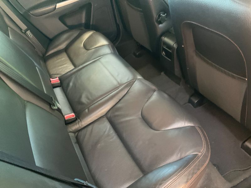 Volvo XC60 2.4 D5 Summum AWD 2011 – снимка 28