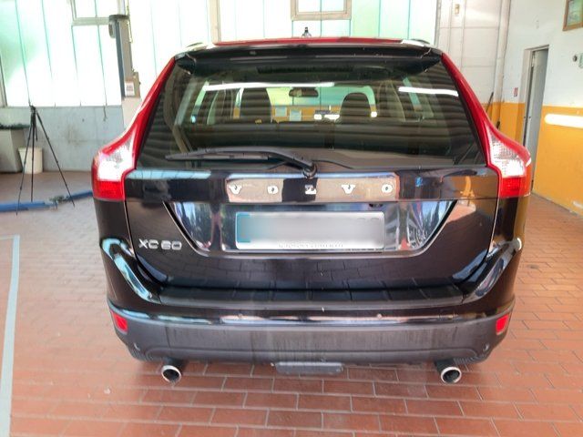 Volvo XC60 2.4 D5 Summum AWD 2011 – снимка 7