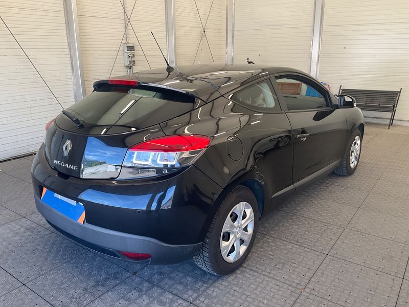 Renault Megane 1.4 TCe 2009 – снимка 2