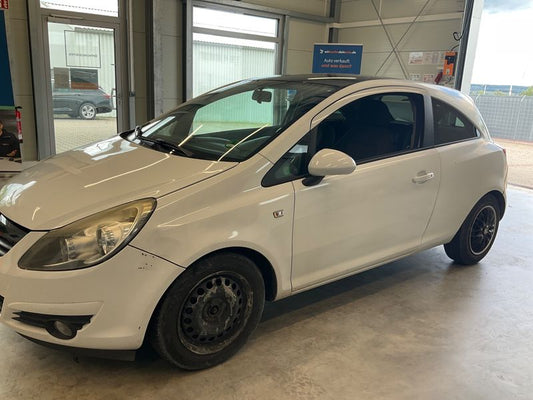 Opel Corsa 1.2 Color Edition 2009 – снимка 1