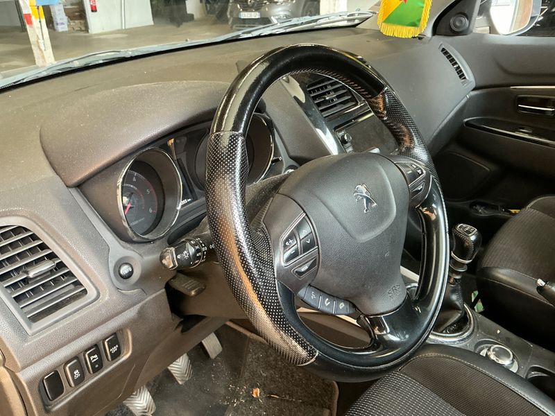 Peugeot 4008 1.6 HDi 2014 – снимка 35
