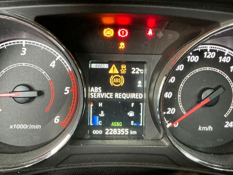 Peugeot 4008 1.6 HDi 2014 – снимка 37