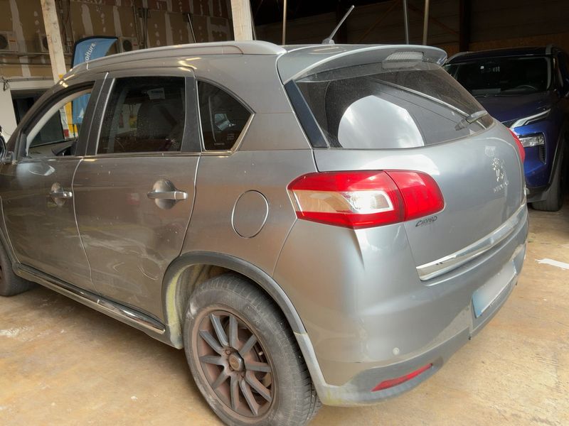 Peugeot 4008 1.6 HDi 2014 – снимка 3