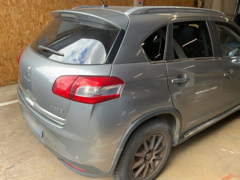 Peugeot 4008 1.6 HDi 2014 – снимка 6