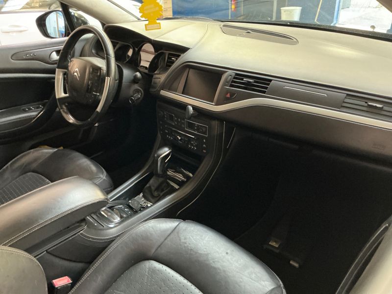 Citroen C5 3.0 V6 HDi BiTurbo Exclusive Plus 2012 – снимка 3