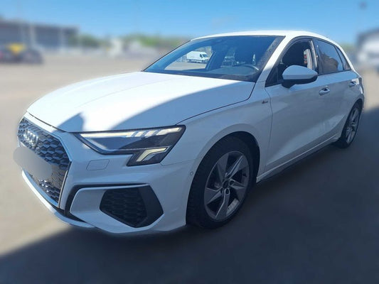 Audi A3 Sportback 35 TDI S line 2022 – снимка 2