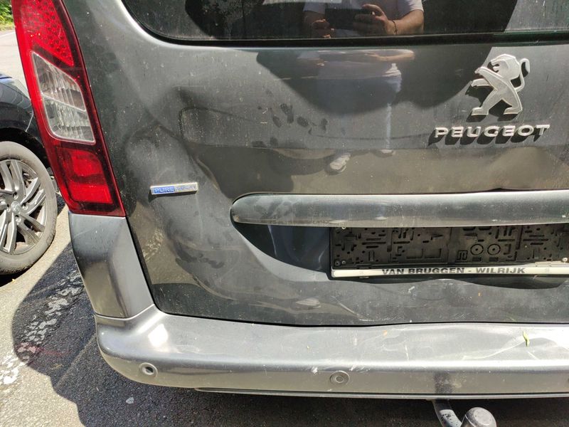 Peugeot Partner 1.2 PureTech Active 2017 – снимка 35