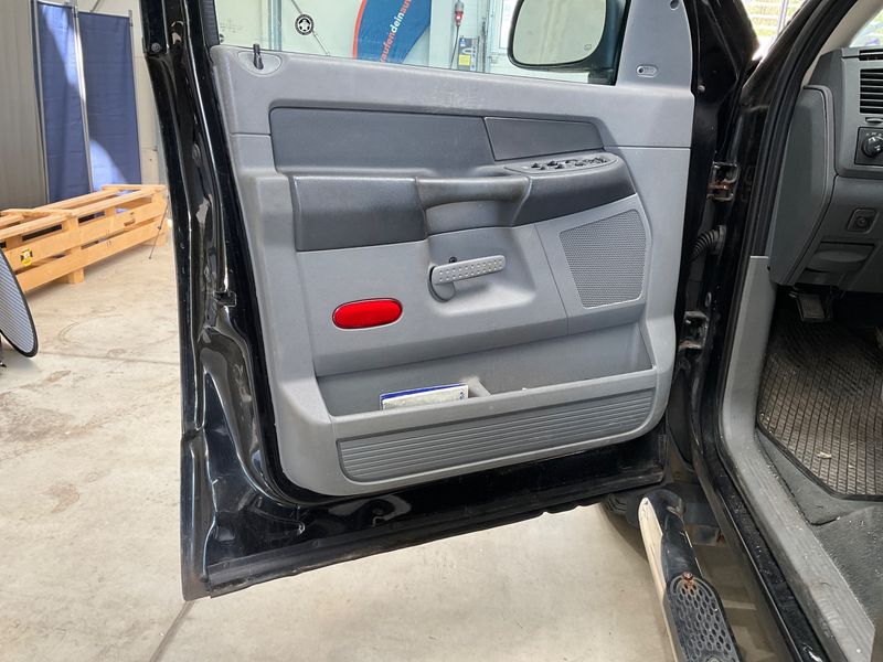 Dodge Ram 1500 5.7 V8 4x4 2007 – снимка 28