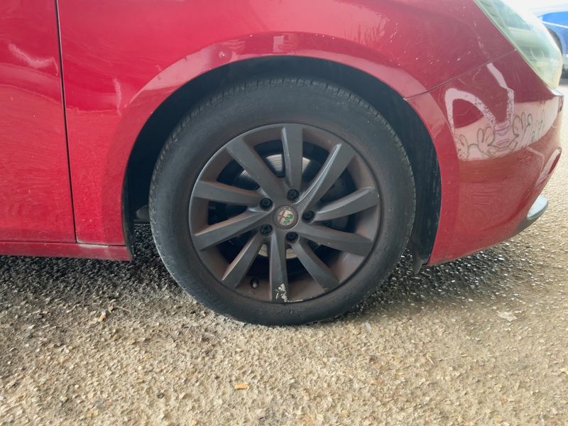 Alfa Romeo Giulietta 1.4 Turbo Basis 2018 – снимка 11