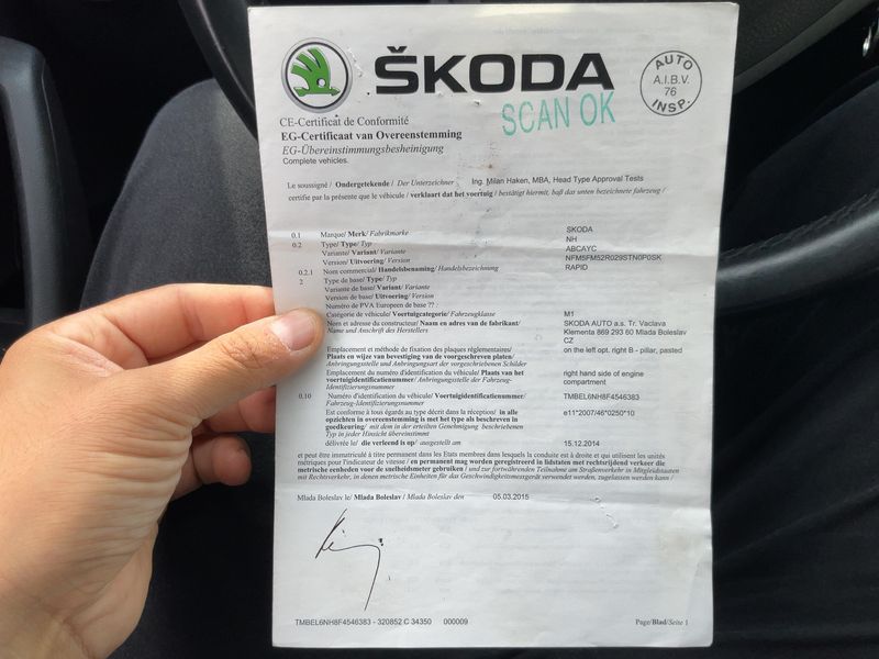 Skoda Rapid Spaceback 1.6 TDI Ambition 2015 – снимка 21