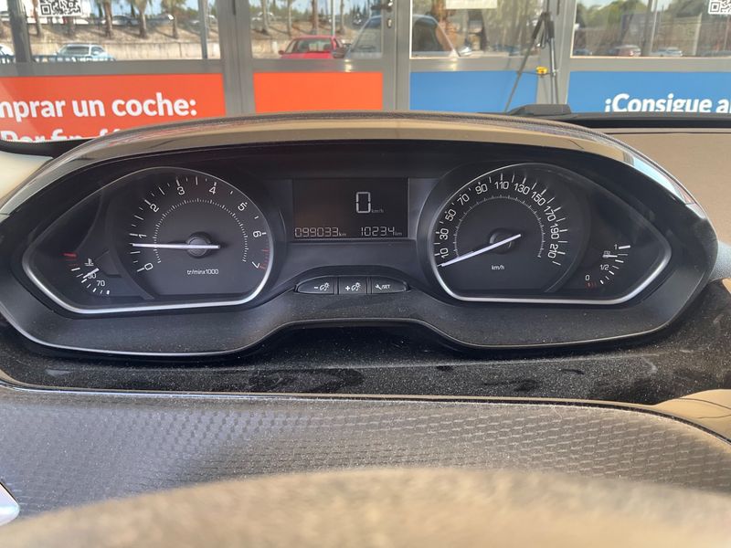 Peugeot 208 1.2 e-VTi Style 2016 – снимка 4