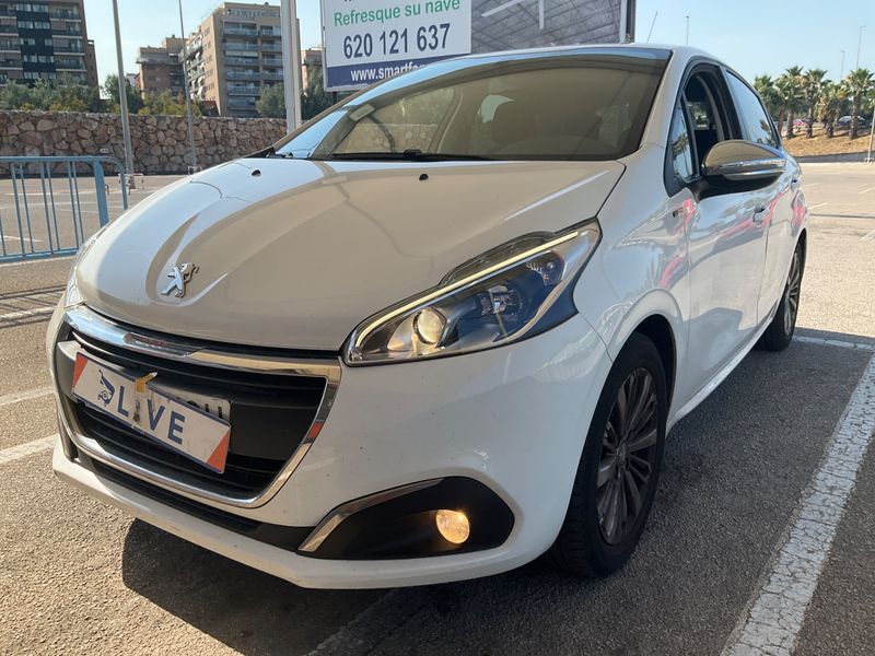 Peugeot 208 1.2 e-VTi Style 2016 – снимка 1