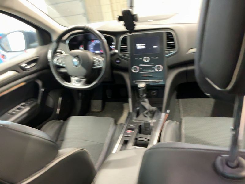 Renault Megane 1.6 dCi Energy BOSE-Edition 2016 – снимка 17