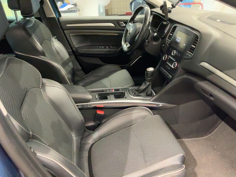 Renault Megane 1.6 dCi Energy BOSE-Edition 2016 – снимка 16