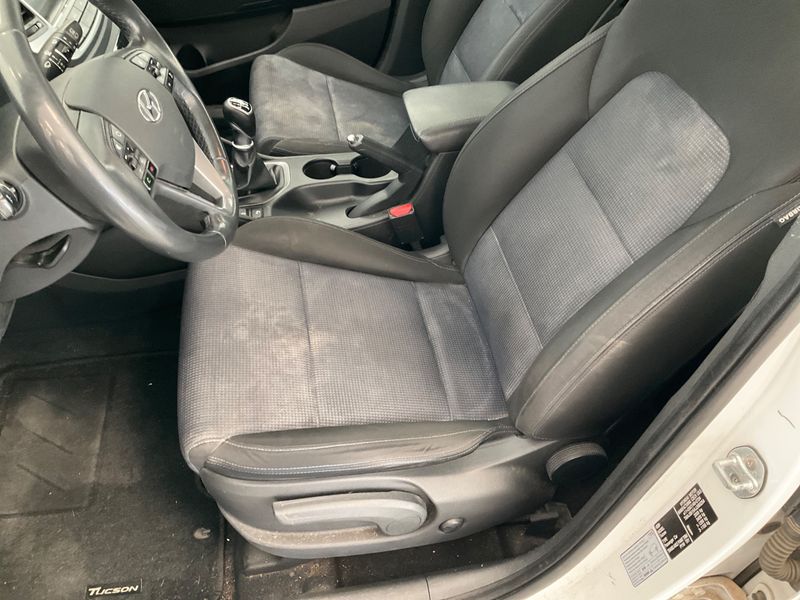 Hyundai Tucson 1.7 CRDi Link BlueDrive 2WD 2018 – снимка 33