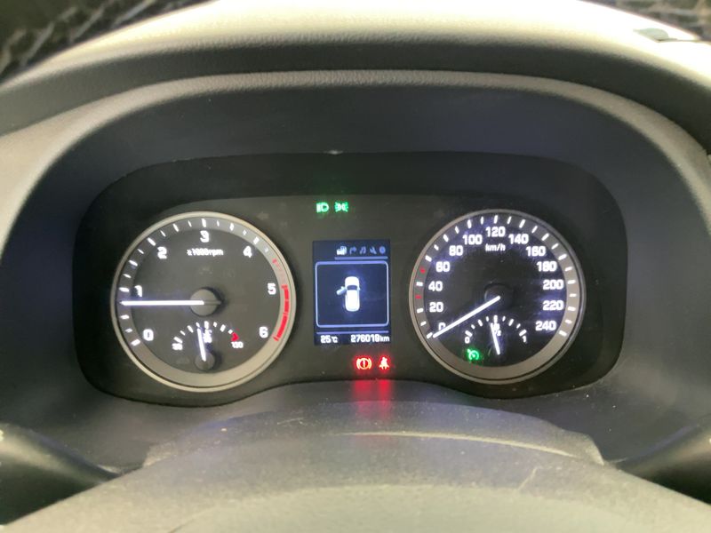 Hyundai Tucson 1.7 CRDi Link BlueDrive 2WD 2018 – снимка 18