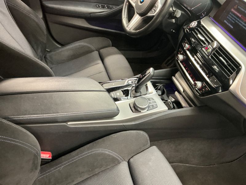 BMW 5er 520d M Sport 2019 – снимка 23