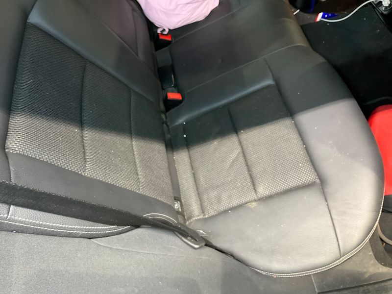 Mercedes-Benz E-Klasse E 200 CDI T BlueTEC Avantgarde 2014 – снимка 32
