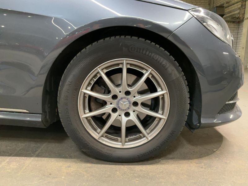 Mercedes-Benz E-Klasse E 200 CDI T BlueTEC Avantgarde 2014 – снимка 11