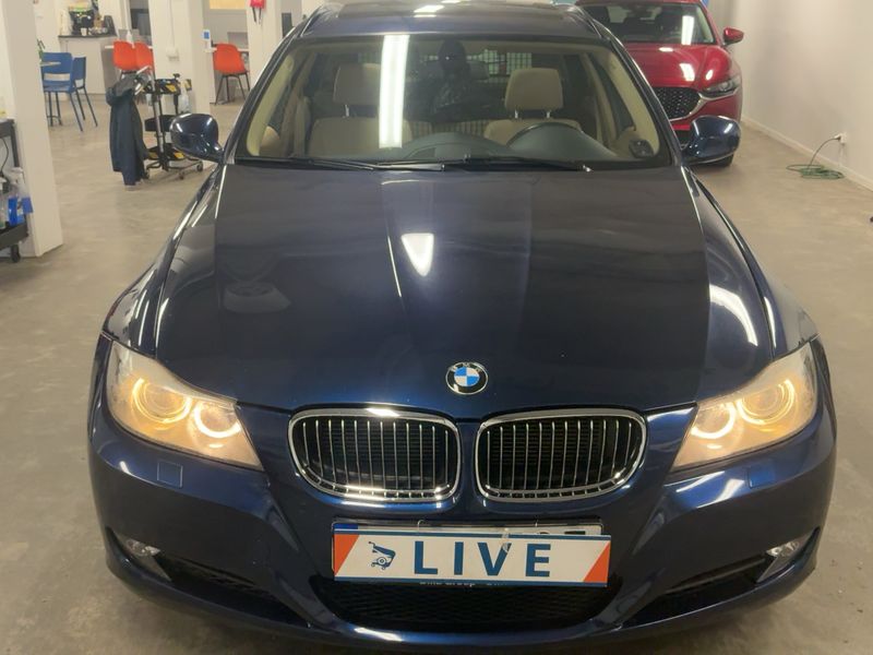 BMW 3er 330i xDrive 2010 – снимка 14