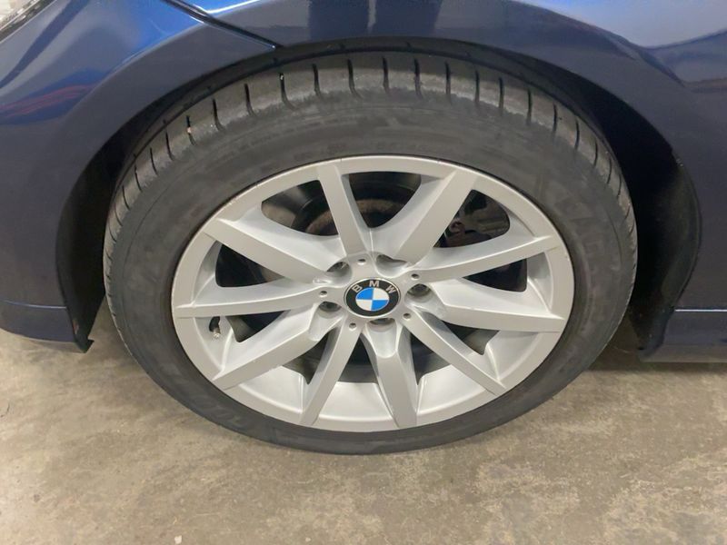 BMW 3er 330i xDrive 2010 – снимка 3