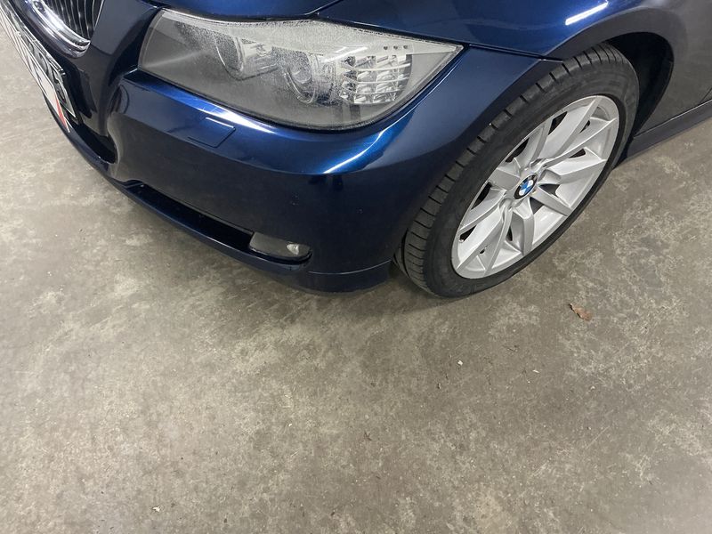 BMW 3er 330i xDrive 2010 – снимка 31