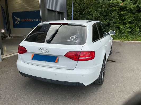 Audi A4 2.0 TDI Attraction 2011 – снимка 2