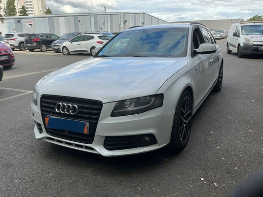 Audi A4 2.0 TDI Attraction 2011 – снимка 1