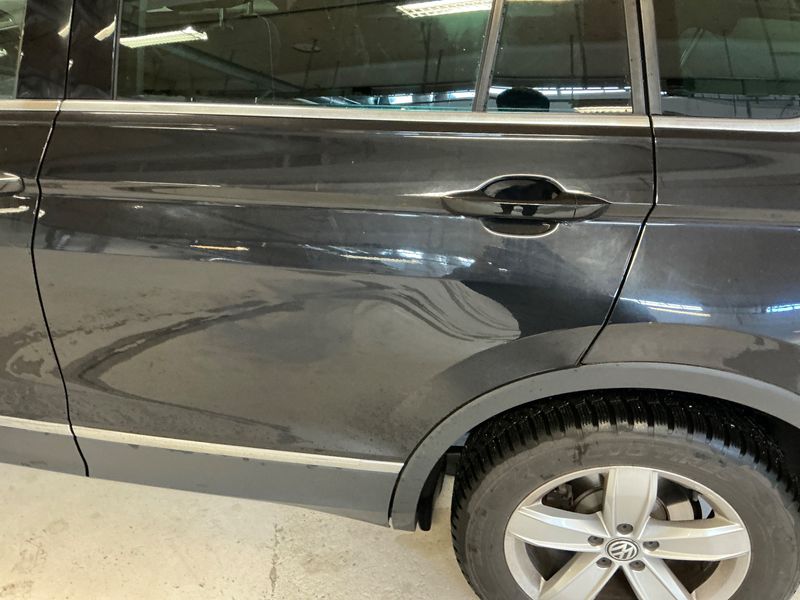 Volkswagen Tiguan 1.4 TSI Comfortline 4Motion BlueMotion Tech 2018 – снимка 21