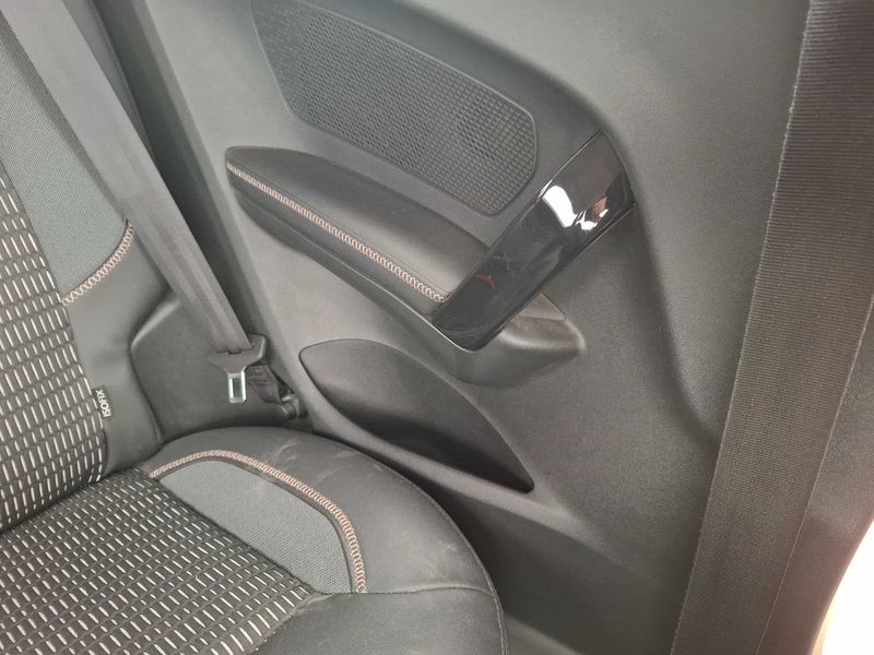 Peugeot 208 1.2 VTi Allure 2013 – снимка 58