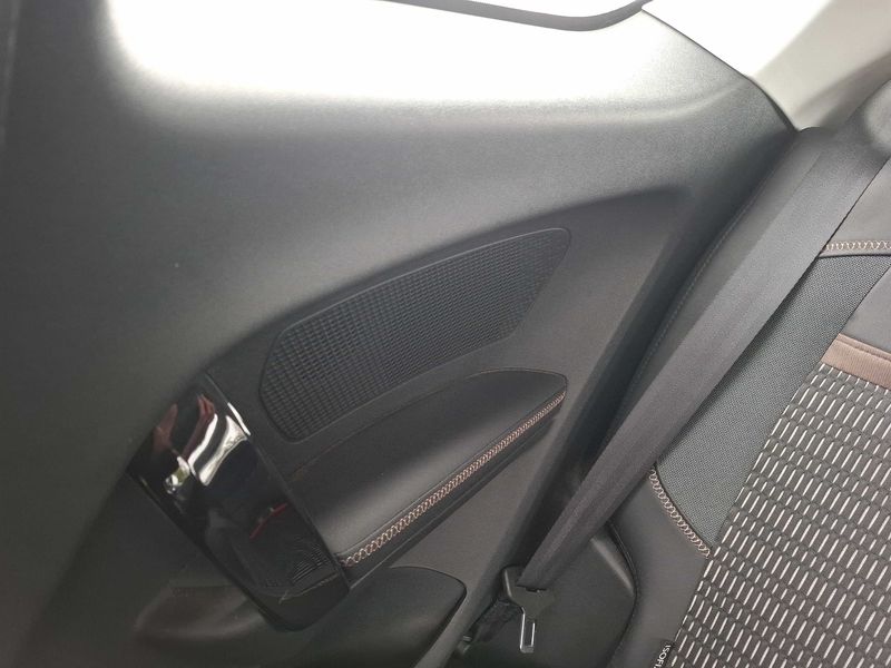 Peugeot 208 1.2 VTi Allure 2013 – снимка 51