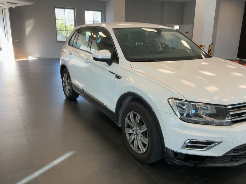 Volkswagen Tiguan 1.6 TDI Urban BlueMotion Tech 2018 – снимка 12