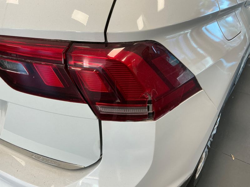 Volkswagen Tiguan 1.6 TDI Urban BlueMotion Tech 2018 – снимка 48
