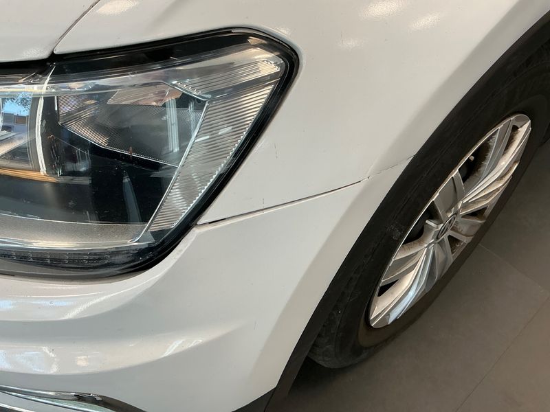 Volkswagen Tiguan 1.6 TDI Urban BlueMotion Tech 2018 – снимка 52