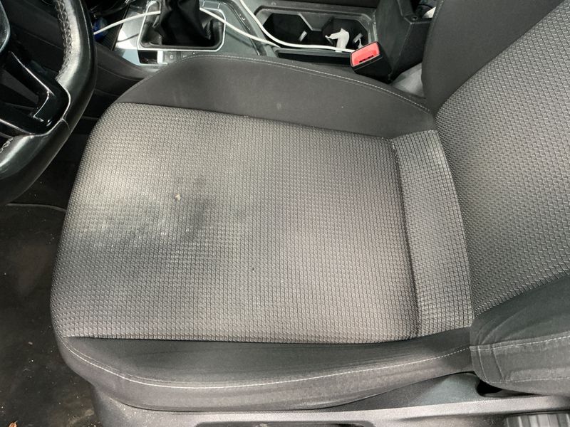Volkswagen Tiguan 1.6 TDI Urban BlueMotion Tech 2018 – снимка 33