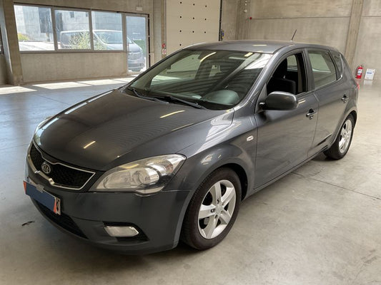 Kia cee'd 1.6 CRDi Business Line 2012 – снимка 1
