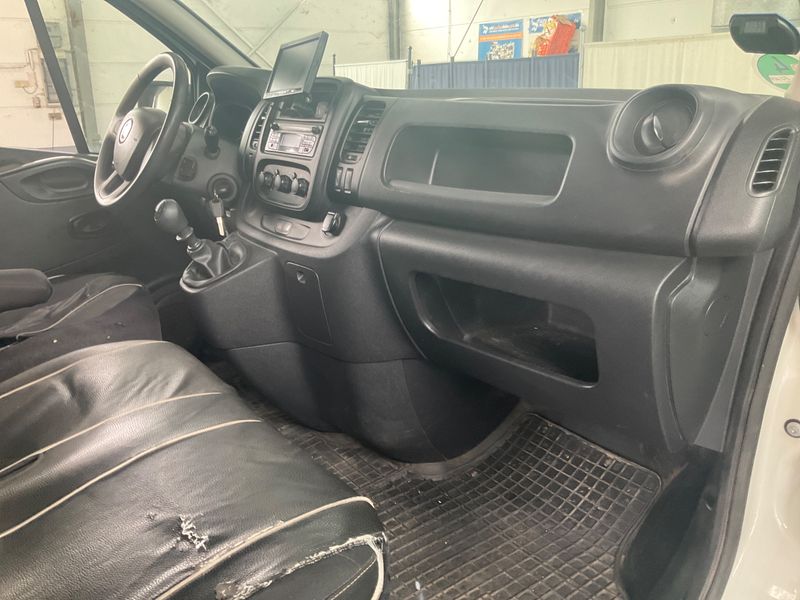 Fiat Talento 1.6 TwinTurbo Diesel Ecojet L2H1 1,2t Basis 2017 – снимка 30
