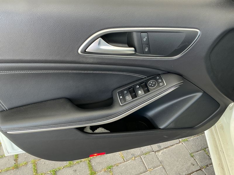 Mercedes-Benz A-Klasse A 200 CDI BlueEfficiency Urban 2014 – снимка 25