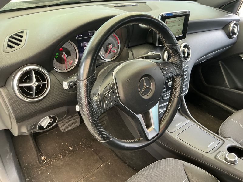 Mercedes-Benz A-Klasse A 200 CDI BlueEfficiency Urban 2014 – снимка 23