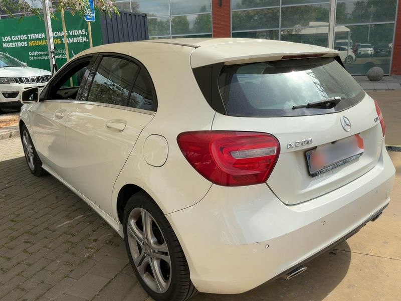 Mercedes-Benz A-Klasse A 200 CDI BlueEfficiency Urban 2014 – снимка 6