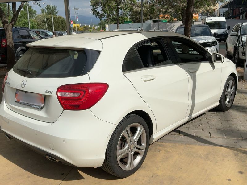 Mercedes-Benz A-Klasse A 200 CDI BlueEfficiency Urban 2014 – снимка 8