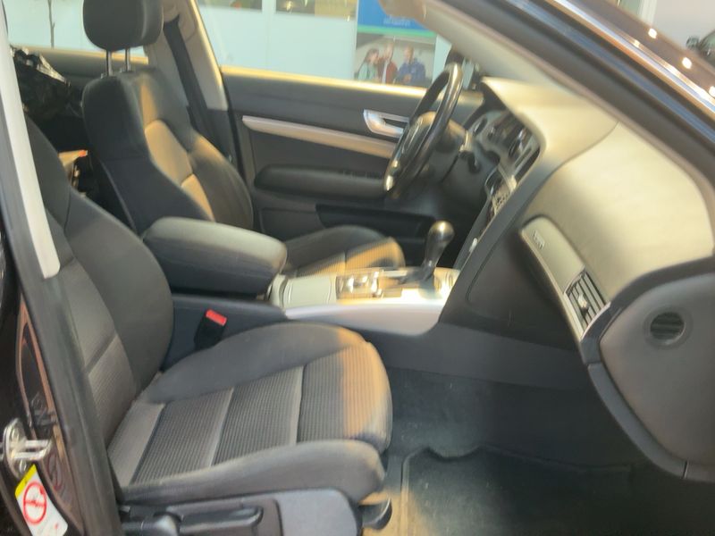 Audi A6 2.7 V6 TDI quattro 2011 – снимка 17
