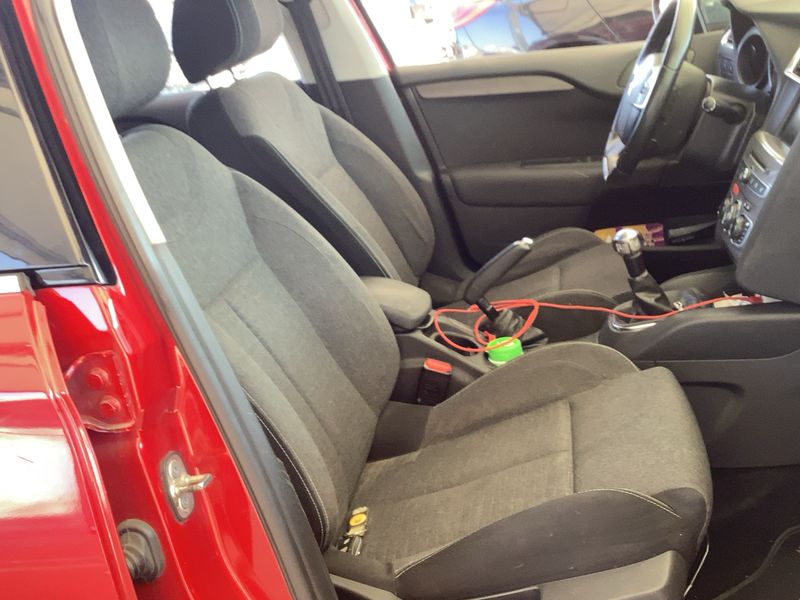 Citroen C4 1.6 Blue-HDi Feel Edition 2015 – снимка 16